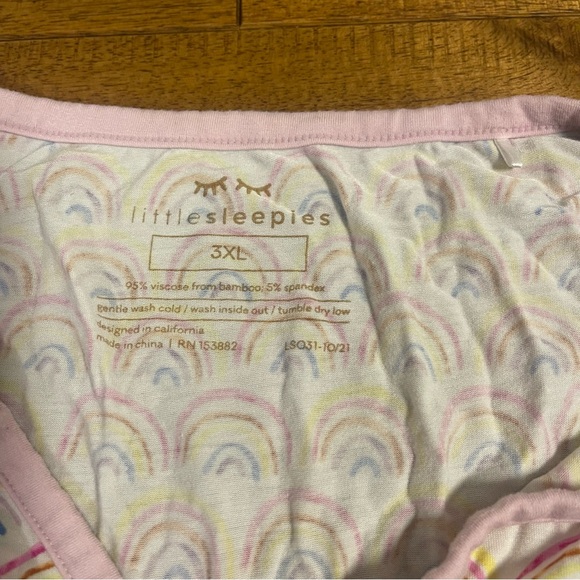 Little Sleepies Women’s 3XL Long Sleeve Pajama Top Pastel Rainbows Bamboo PJs - Picture 4 of 7